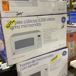 GE 2.0 cu. ft. Countertop Microwave in White