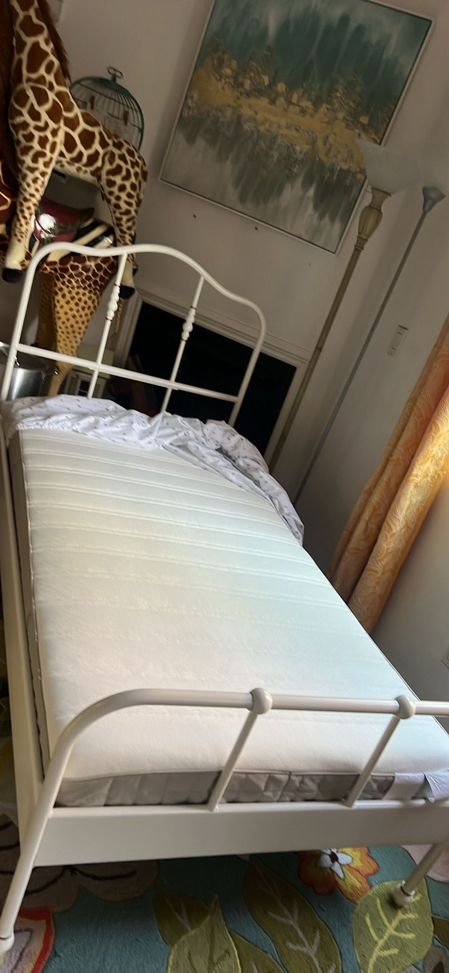 Beautiful Twin Size Bed