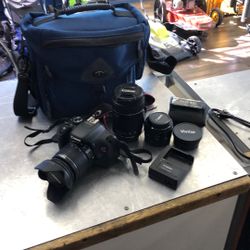 1003 Canon EOS REBEL T3i 18mp Dslr Camera W/ 3-lens, 1-macro Lens, Battery & Charger In Carry Bag 006656