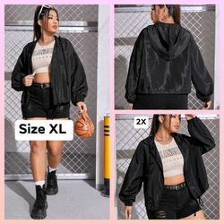 New Women's Raining/Wind Jacket  Size XL/2X 