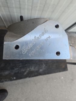 New edelbrock 6025 sbf performer rpm aluminum  head