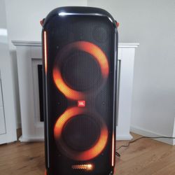 JBL PartyBox 710 Bluetooth Speaker 