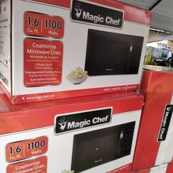 Magic Chef 1100 Watt Microwave 