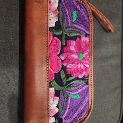 Women's Guatemalan Wristlet Wallet