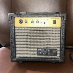 Pyle Portable 10 Watt Amplifier 