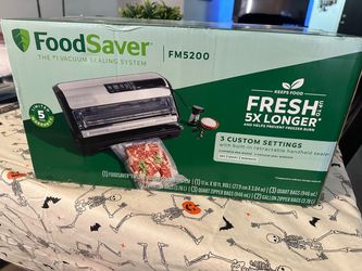 FoodSaver Vacuum Sealing System