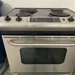 GE Working Stainless Steel Electric Cooking Range