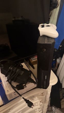 Xbox One + Controller