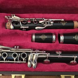 BUFFET CRAMPON E-11 CLARINET 