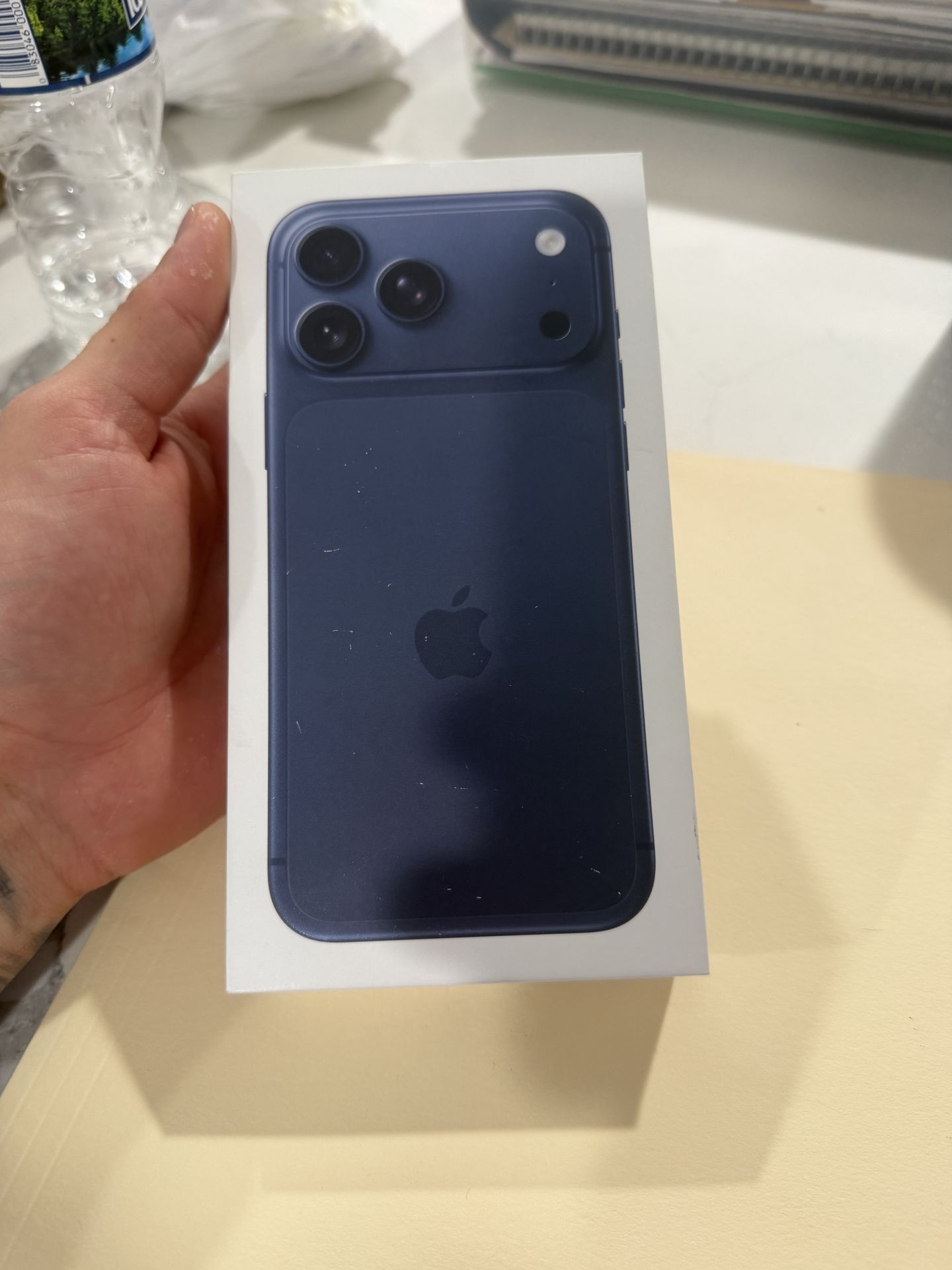 Verizon iPhone 17 pro max 256g 800 obo