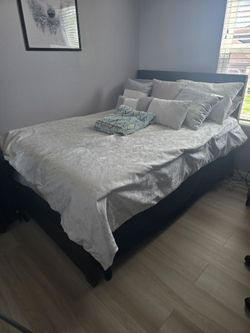 Bedroom furniture set (Black leather)