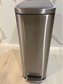 Stainless Steel 11.8 Gal Trashcan
