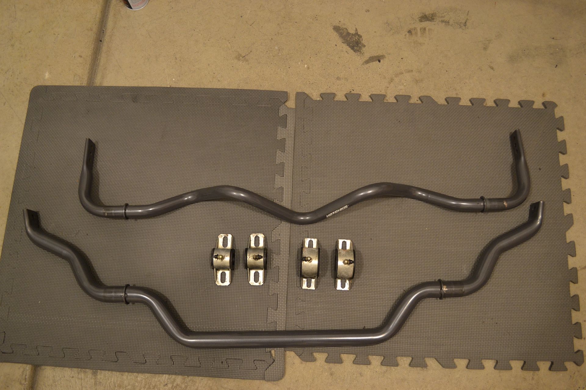 thumbnail image 2 of Evan-Fischer Front Sway Bar Link – Passenger Side For Infiniti G35 (07-08) & G37 (08-13) RWD 2 of 3