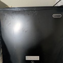 Whynter CUF-110B Mini Freezer 1.1cubic Foot