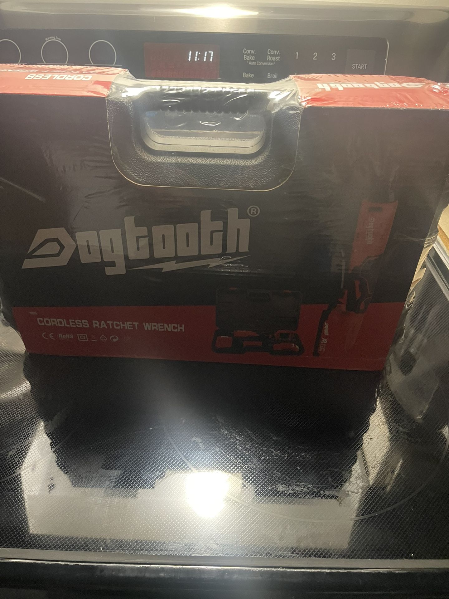 Dogtooth  Cordless Ratchet Wrench 