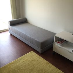TWIN DAYBED FROM CB2