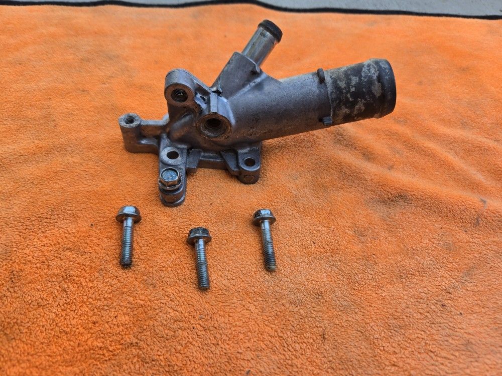 Honda engine Coolant Outlet