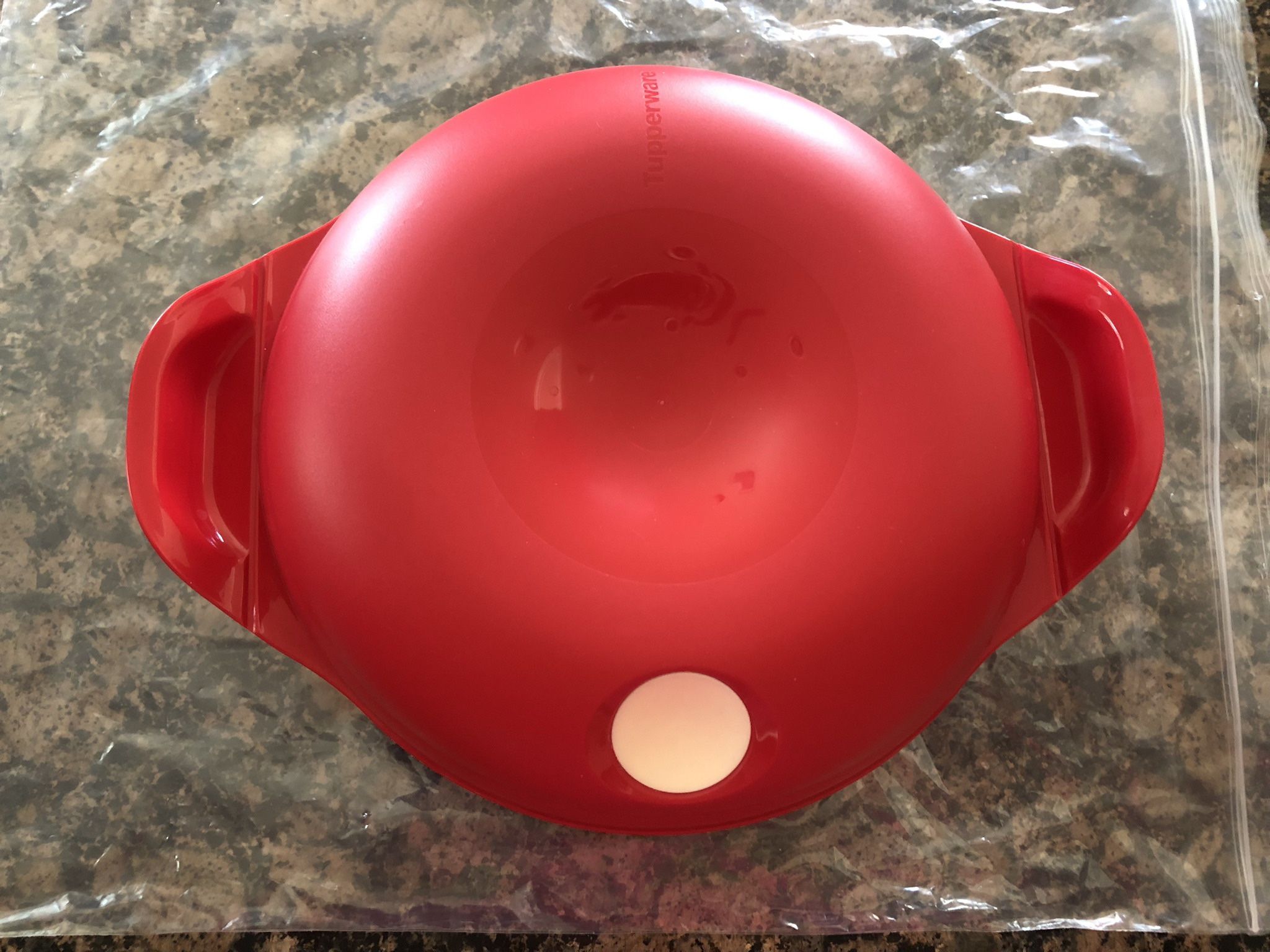 Tupperware Heat N Serve Red 5434A