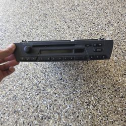 Bmw 3 series radio