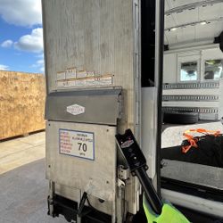 Cargo Van Cantilever Series Ramp 