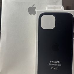Apple iPhone 15 Silicone Case – Black (Brand New)