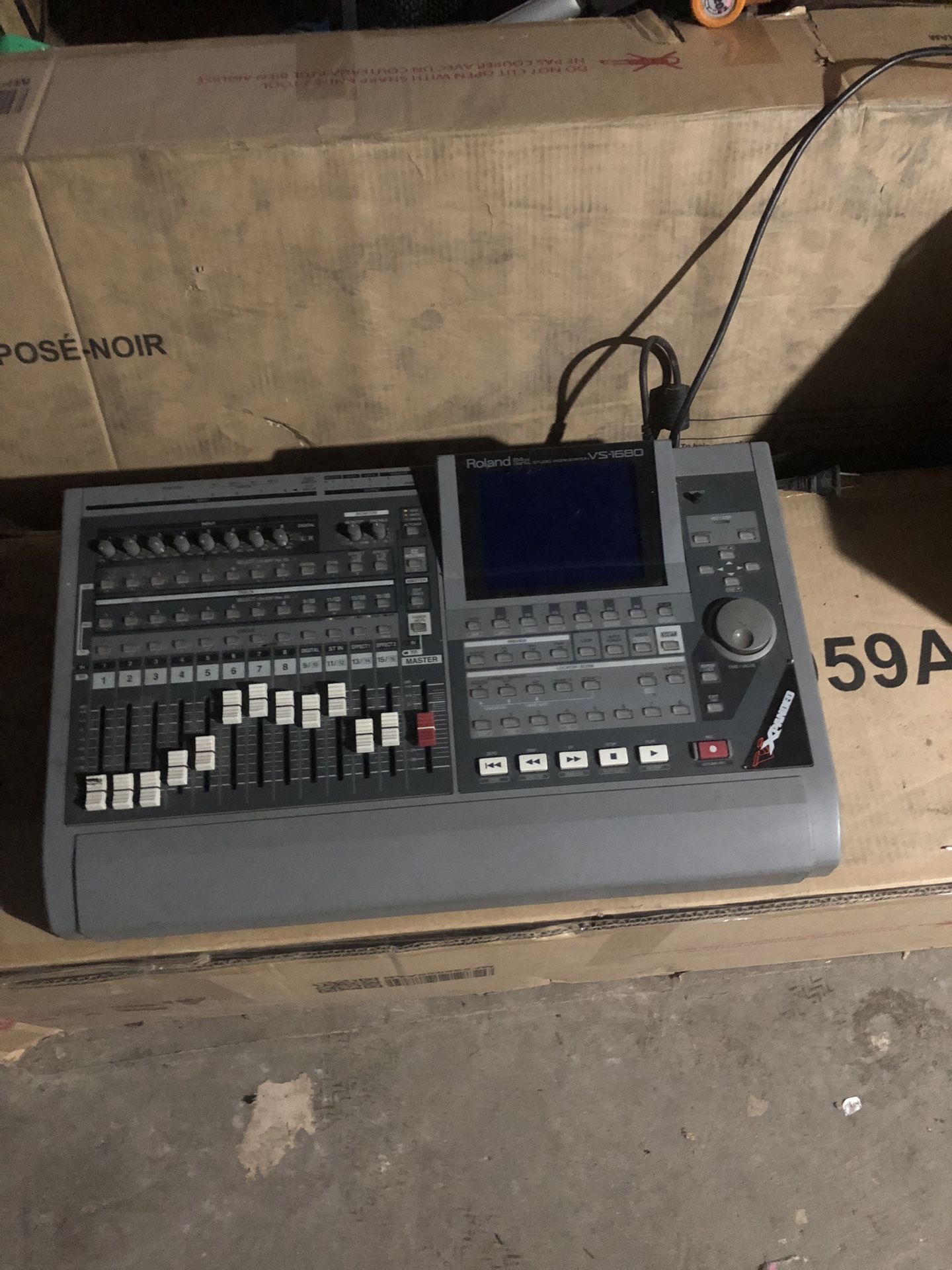 Roland 1680 Mixer