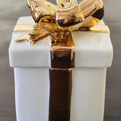 Porcelain Christmas Present Trinket Box By Mikasa