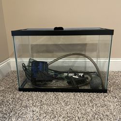 20 Gallon Fish Tank With Accessories 