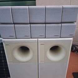 BOSE ACCOUSTIC MASS  Complete System with 5 Satellite Speakers.