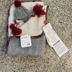 Doggy Wear Hat And Throw Blanket 