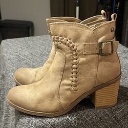 Fashion Ankle Boots…size 7.5