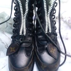 Louis Vuitton Boots Size 36