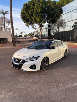 2019 Nissan maxima