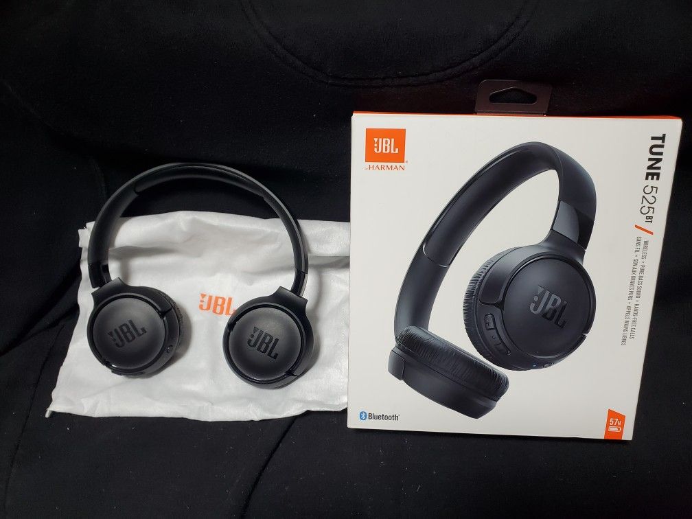 JBL Tune 525BT Wireless Over-Ear Headphones
