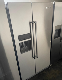 Deal: KitchenAid 25 cu ft SxS – Stainless, Ice Maker, Clean