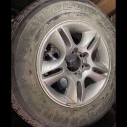 1 X 265/65r17 6x5.5 6x139.7 Stock Gx470 Rims With 100% Tire Treads !!