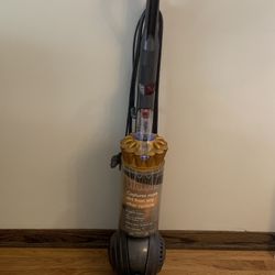 Dyson  DC40 Vacuum on