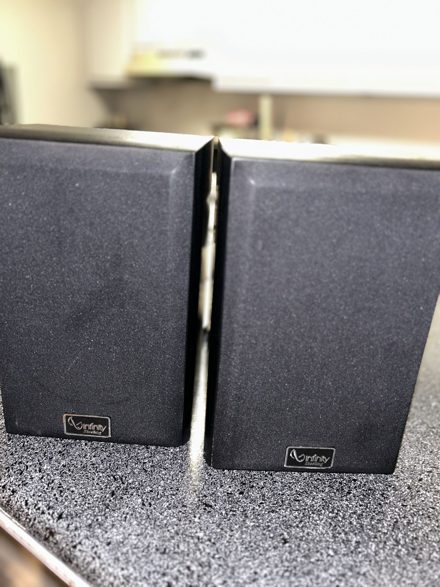 Sterling  Speaker SS 2001