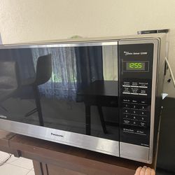 Panasonic Microwave 