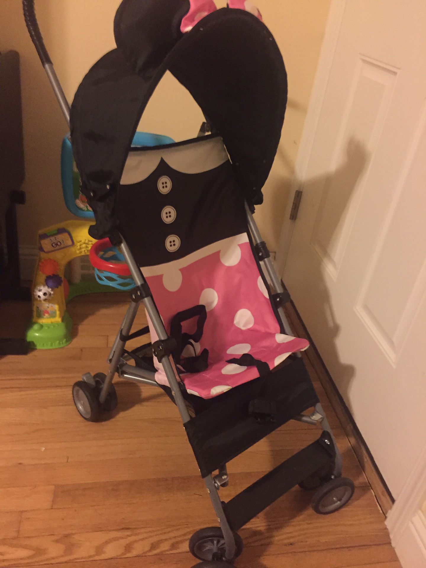 Minnie Stroller with removable cover $10