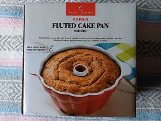 New Stoneware Fluted Cake Pan