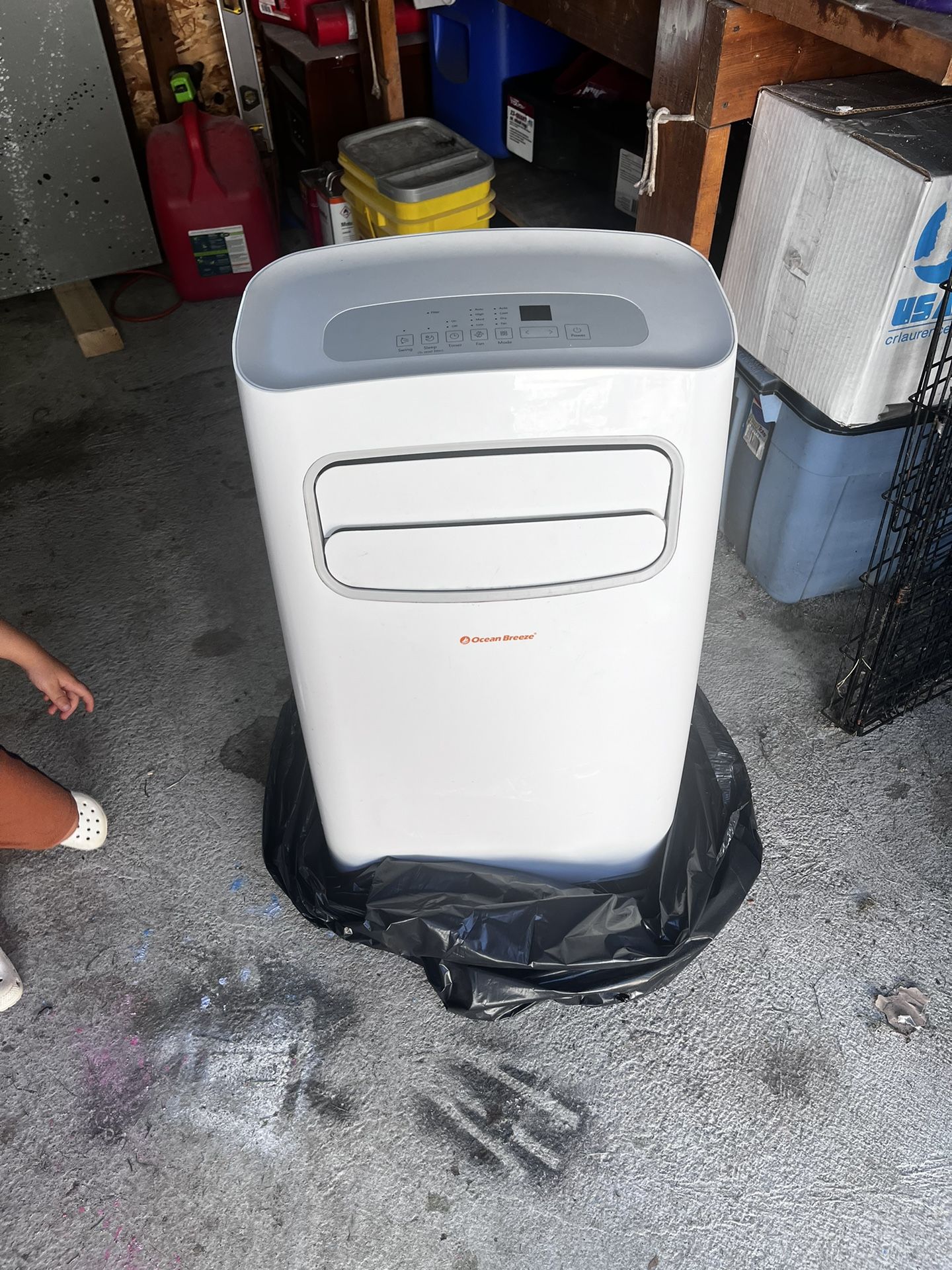 14,000 Btu Ocean Breeze Floor Air Conditioner