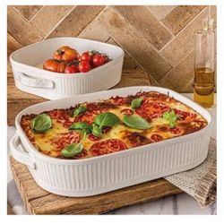 Oven to Table Casserole Set 2PC Large Baking Dish Small Baking Dish White LG 3.9L (4.1 QTs) 14.7x10x2,7 in Small 2.3 L (2.4 QTs) 10,7x9x2.7 in $38