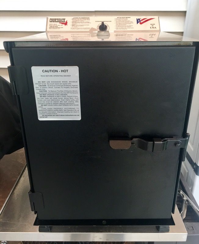 Cookshack SM008 Electric Smoker / Grill