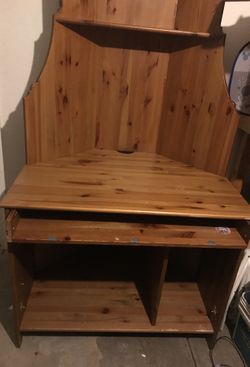 Desk/Table/Hutch