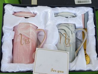 Mr. & Mrs. Marble Ceramic Mug Gift Set