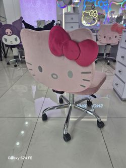💝 Pink Hello Kitty® Kawaii Swivel Vanity Chair, Red Bow, New in the Box.