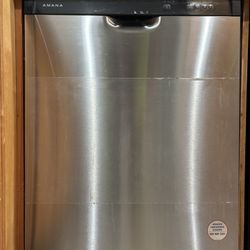AMANA DISHWASHER 24” Model ADB1400AMS
