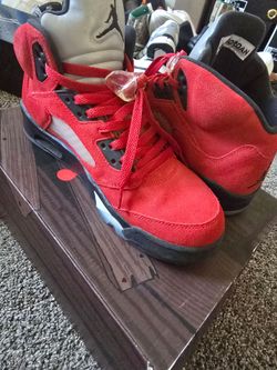 Jordan 5 Raging bull (2021)