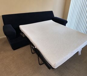 Super Comfy Sleeper Sofa w/ Removable Washable Covers + Pull out Bed w/ Clean Comfy Mattress Pad